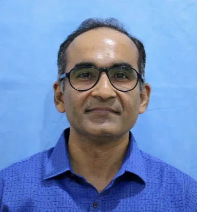 Dr. Parit Ladani
