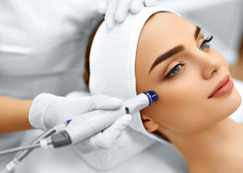 Finding the Best Doctor for Liposuction in India